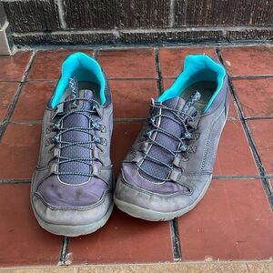 Clarks | Women’s Slip On, Soft Cushion Shoes | Color: Gray/ Blue | Size: 9.5